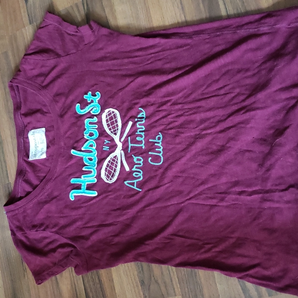 Aeropostale Vintage Hudson St Aero Tennis Club T-Shirt-Burgandy